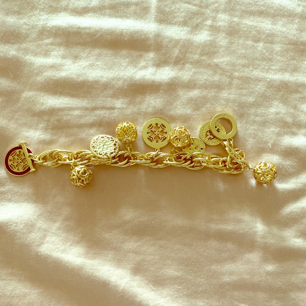 Golden bracelet (brand new)